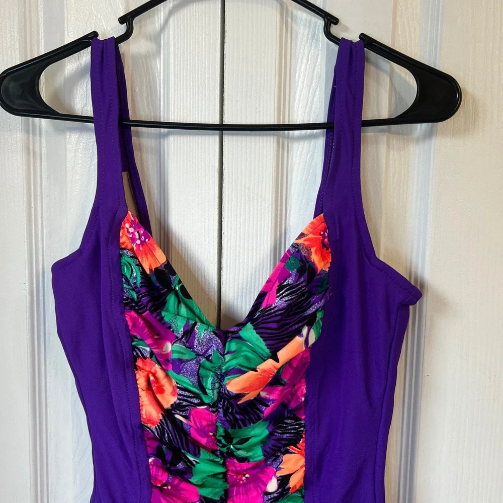 Vintage 80s The‎ Slim Suit Womens size 16 Purple Floral Swimsuit swim wear